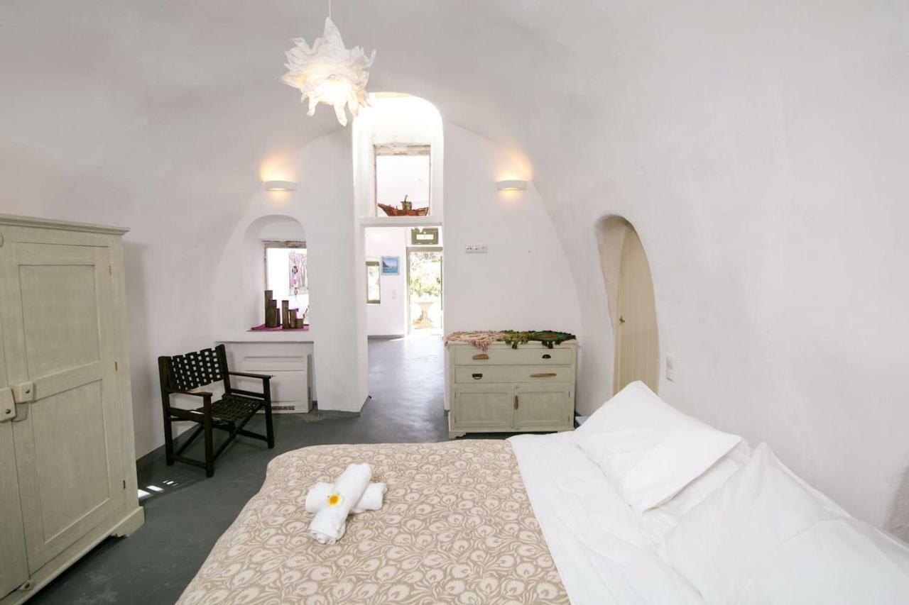 티라시아 Agrilia Secluded Cave House 빌라 외부 사진