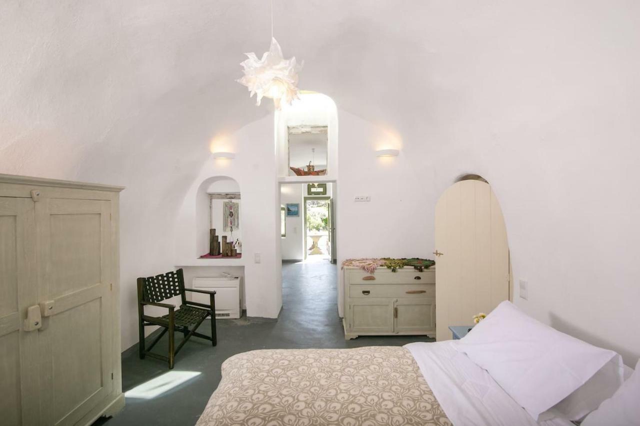 티라시아 Agrilia Secluded Cave House 빌라 외부 사진